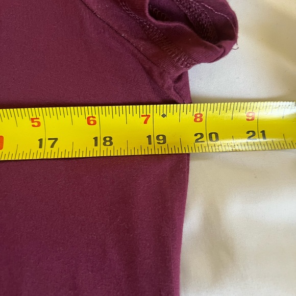 Lee Women’s Plum Comfort T-Shirt - Picture 4 of 5